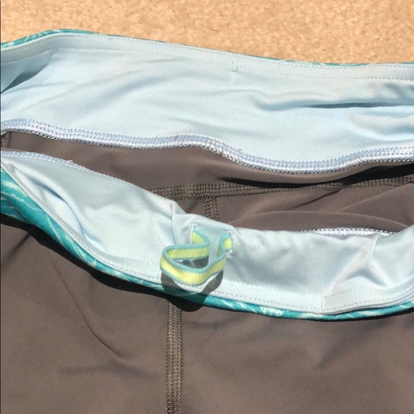 Ivivva cropped tights. VERY GOOD condition!! - Picture 5 of 6